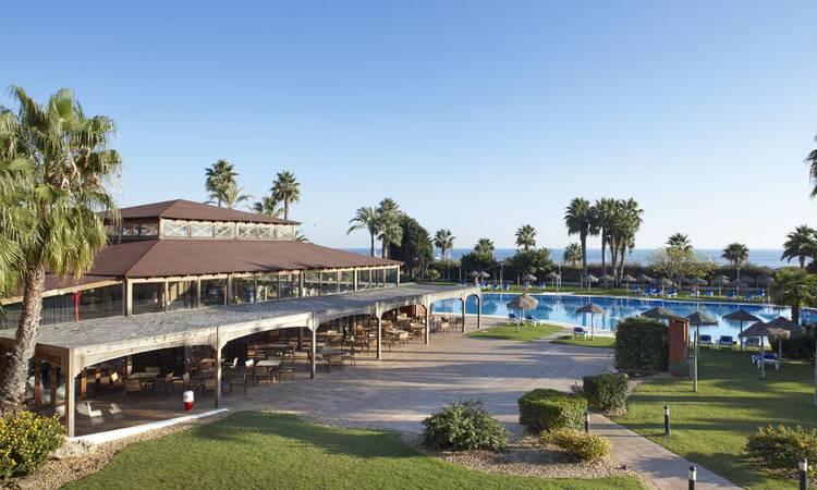 Pool Bar Hotel ILUNION Islantilla Huelva Pool Bar Hotel ILUNION Islantilla Huelva